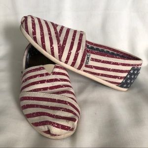 SOLD!!!-  TOMS American Flag Classics